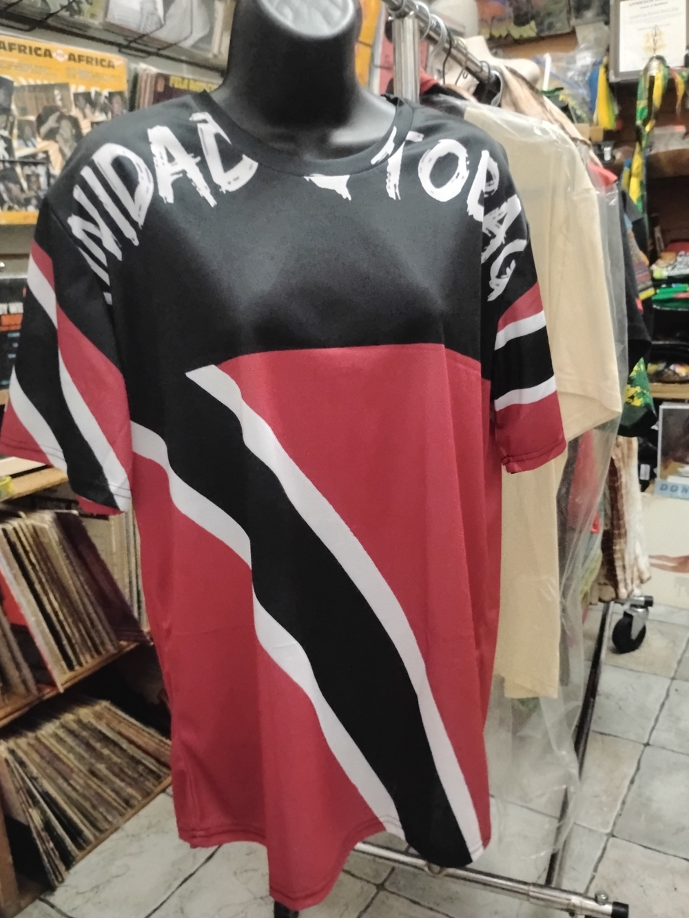 Men's Trinidad 🇹🇹Graphic Red♥️ & Black 🖤 Short-Sleeve Shirt